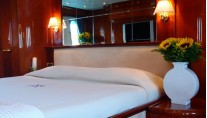 Yacht NITTA V - VIP Cabin View 2